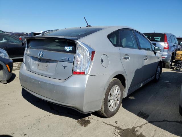Image 3 of 2015 TOYOTA PRIUS PLUG-IN  2015 with VIN JTDKN3DP4F3068487