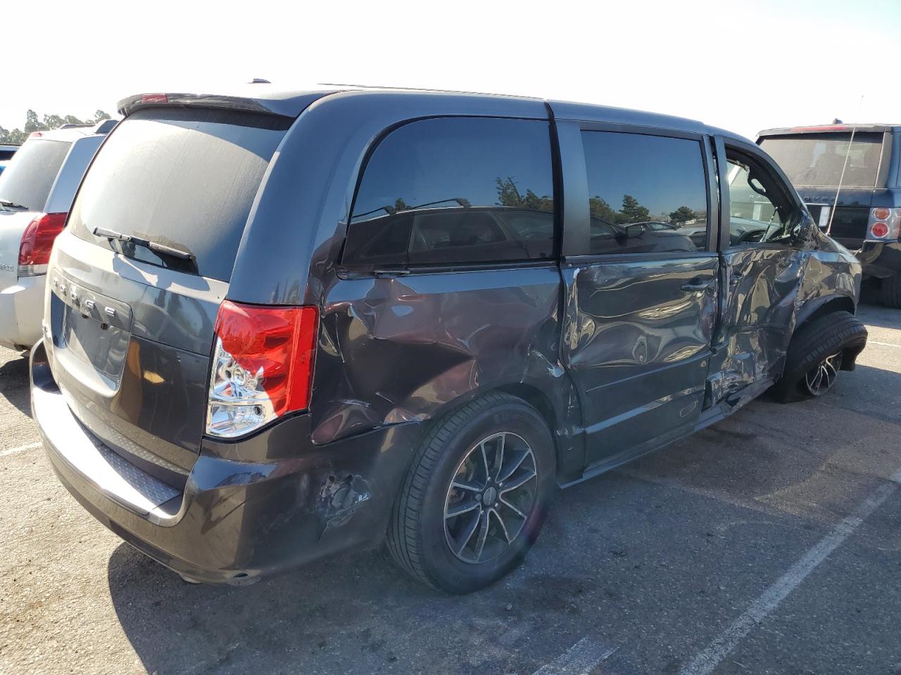 Obraz 3 z 2016 DODGE GRAND CARAVAN SXT 2016 z VIN 2C4RDGCG2GR386479