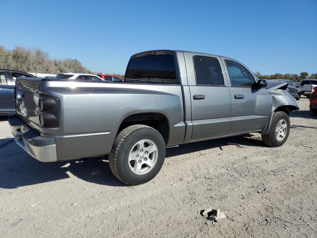 Image 3 of 2006 DODGE DAKOTA QUAD SLT 2006 with VIN 1D7HE48J96S629431