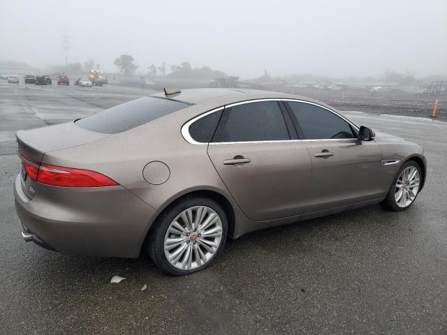 Изображение 3 2016 JAGUAR XF PRESTIGE 2016 с VIN SAJBK4BVXGCY19272