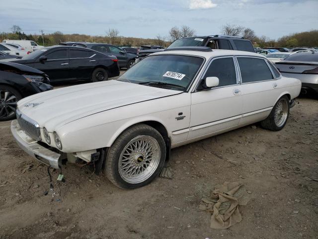 Изображение 1 2002 JAGUAR VANDENPLAS  2002 с VIN SAJDA24C92LF48308