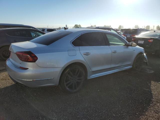 Obraz 3 z 2018 VOLKSWAGEN PASSAT HIGHLINE W/ R-LINE 2018 z VIN 1VWEA7A37JC019341