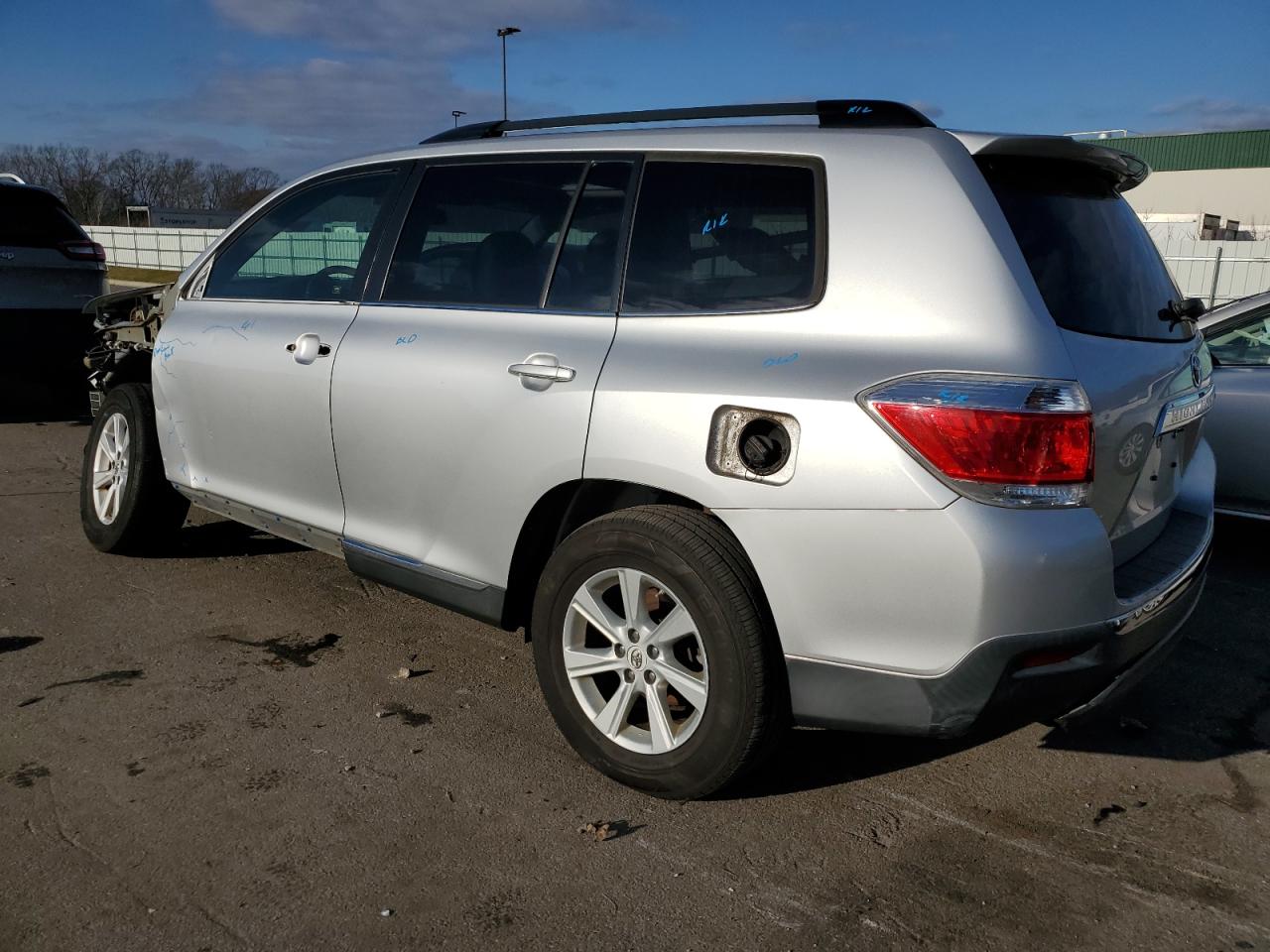 Obraz 2 z 2012 TOYOTA HIGHLANDER BASE 2012 z VIN 5TDBK3EH7CS123945