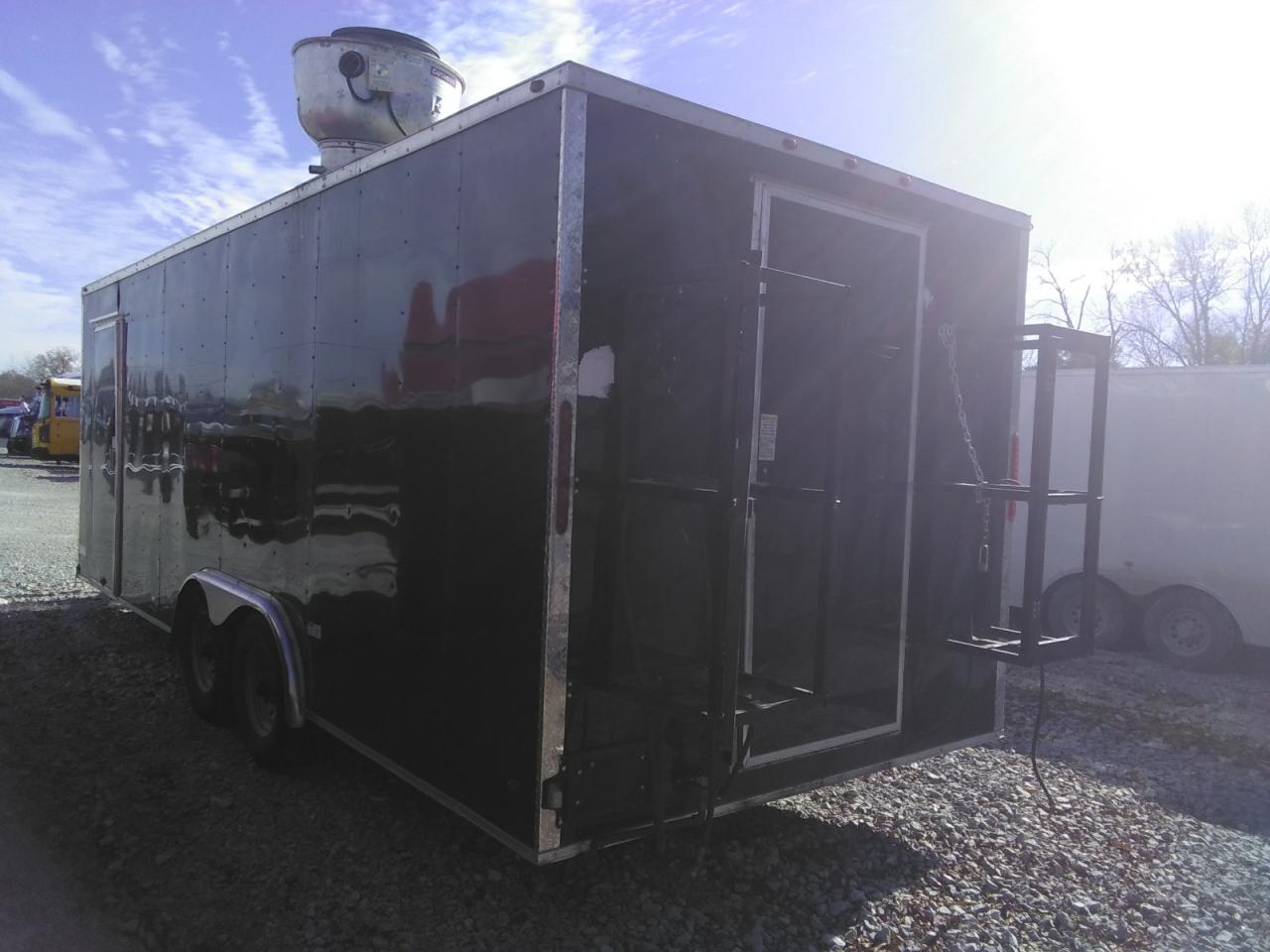 Image 3 of 2022 POWR LINE CARGO 2022 with VIN 1P9BE2225NF849068