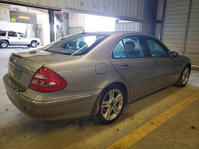 Obraz 3 z 2004 MERCEDES-BENZ E 500 4MATIC 2004 z VIN WDBUF83J84X159055