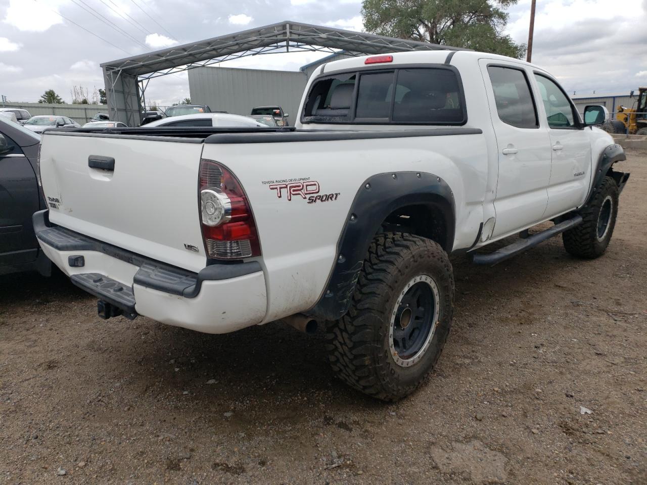 Image 3 of 2013 TOYOTA TACOMA DOUBLE CAB LONG BED 2013 with VIN 3TMMU4FN5DM051190