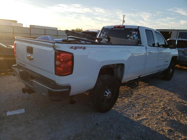 Image 3 of 2017 CHEVROLET SILVERADO K2500 HEAVY DUTY 2017 with VIN 1GC2KUEG9HZ390927