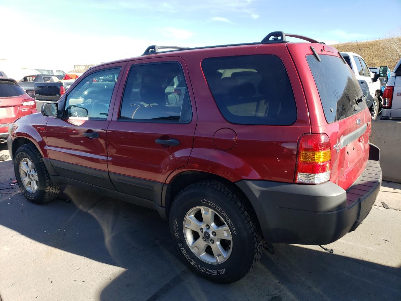Image 2 of 2006 FORD ESCAPE XLT 2006 with VIN 1FMYU93176KC71887