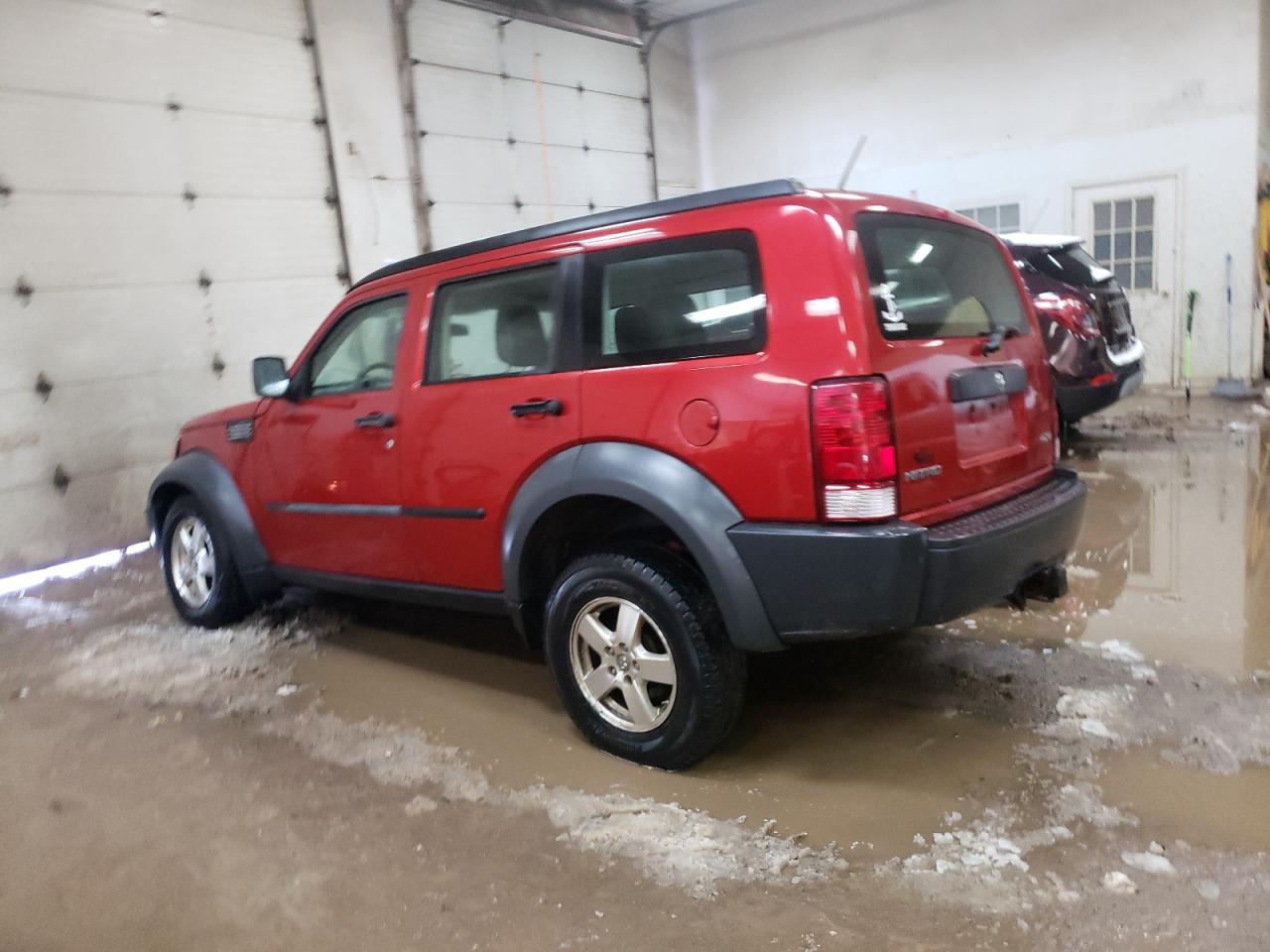 Image 2 of 2008 DODGE NITRO SXT 2008 with VIN 1D8GU28K68W258330