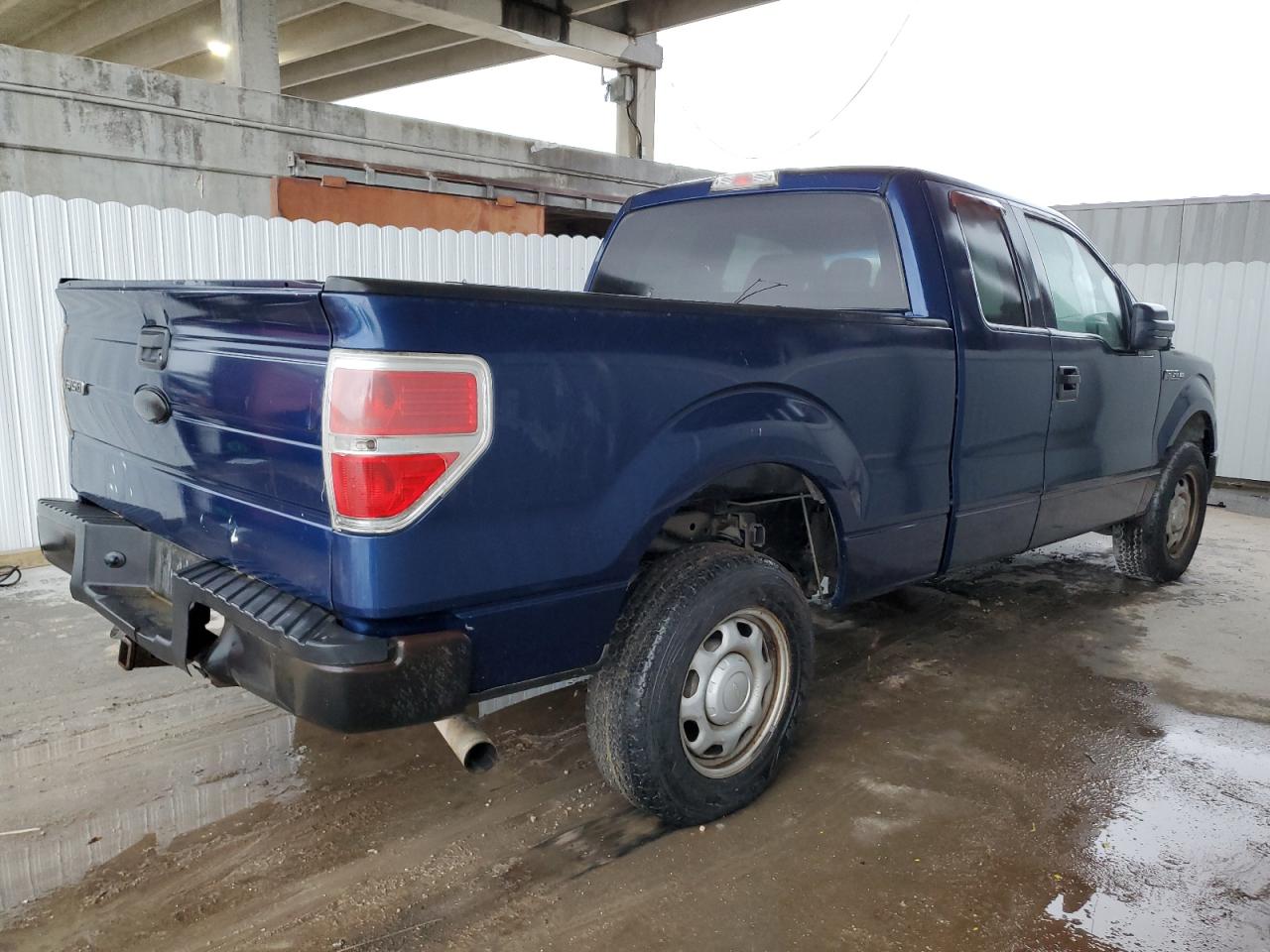 Image 3 of 2011 FORD F150 SUPER CAB 2011 with VIN 1FTFX1CF4BFC06594