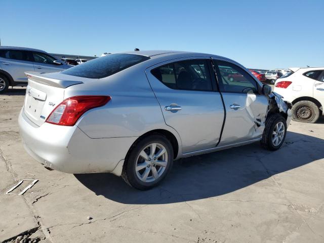 Obraz 3 z 2014 NISSAN VERSA S 2014 z VIN 3N1CN7AP8EL869011