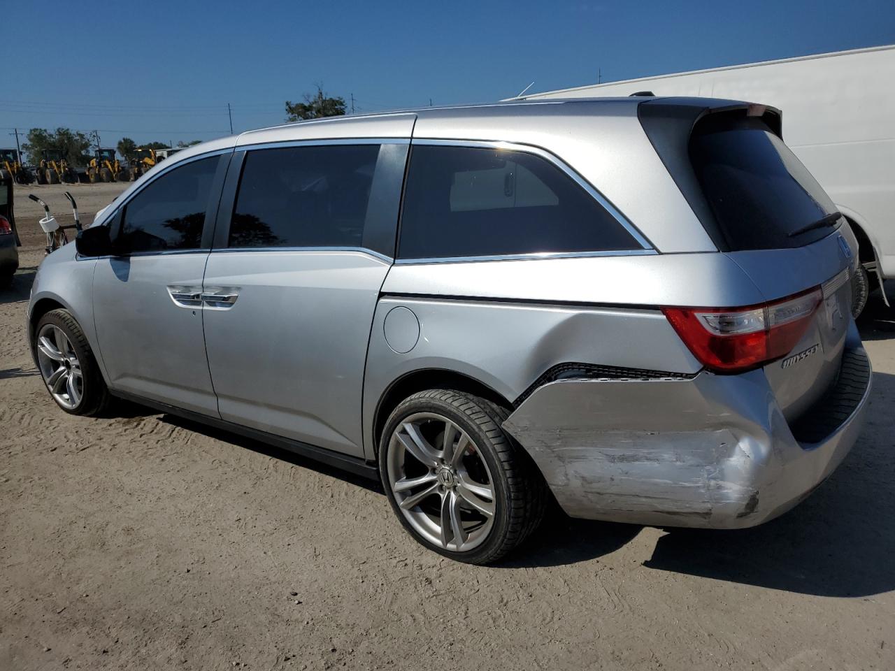 Изображение 2 Honda Odyssey Exl 2012 с VIN 5FNRL5H67CB054809