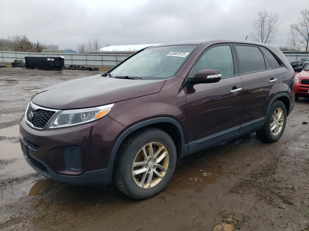 Image 1 of 2014 KIA SORENTO LX 2014 with VIN 5XYKT3A61EG427886