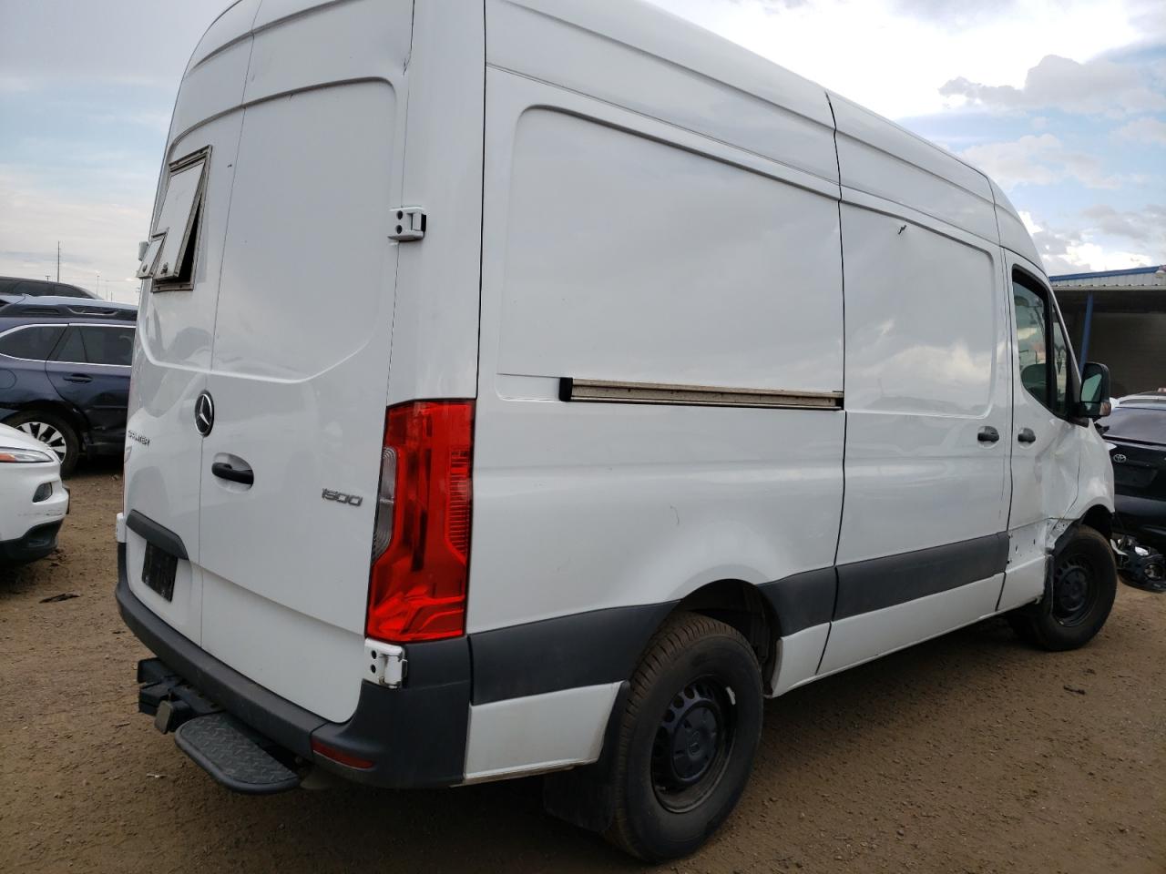 Obraz 3 z 2022 MERCEDES-BENZ SPRINTER 1500 2022 z VIN W1Y70BGY2NT110443