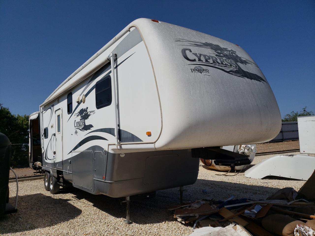 Image 1 of 2007 CYPR 5TH WHEEL 2007 with VIN 1NFLS372570221018