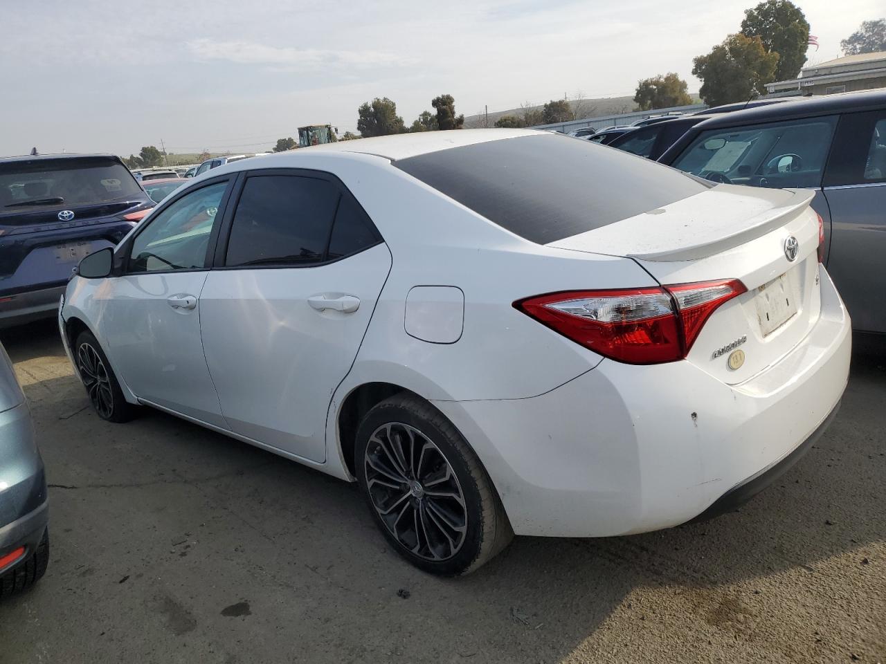 Изображение 2 2016 TOYOTA COROLLA L 2016 с VIN 5YFBURHE3GP404508