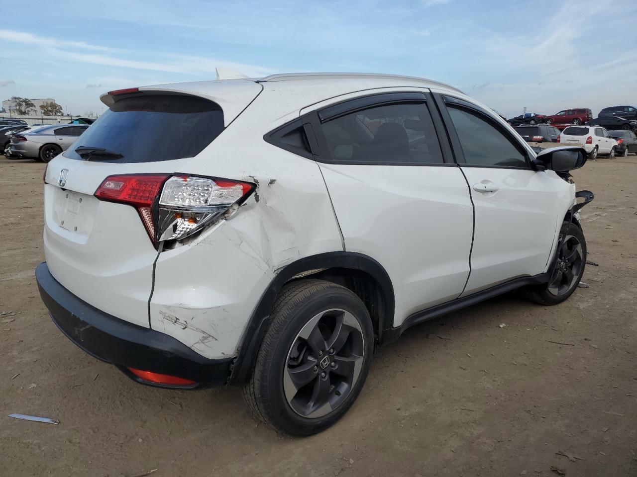 Image 3 of 2018 HONDA HR-V EXL 2018 with VIN 3CZRU5H75JM708229