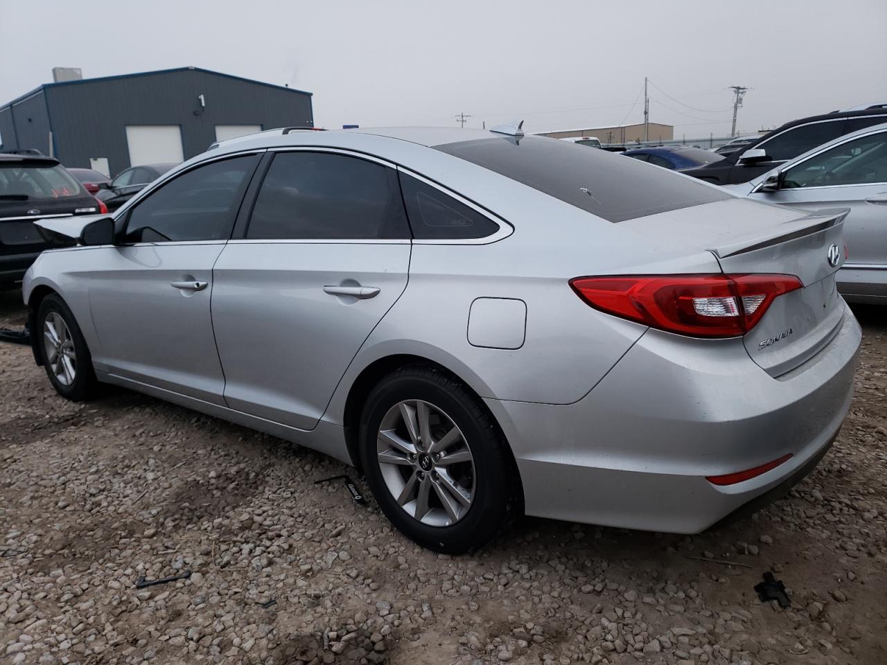 Изображение 2 2017 HYUNDAI SONATA SE 2017 с VIN 5NPE24AF5HH440644