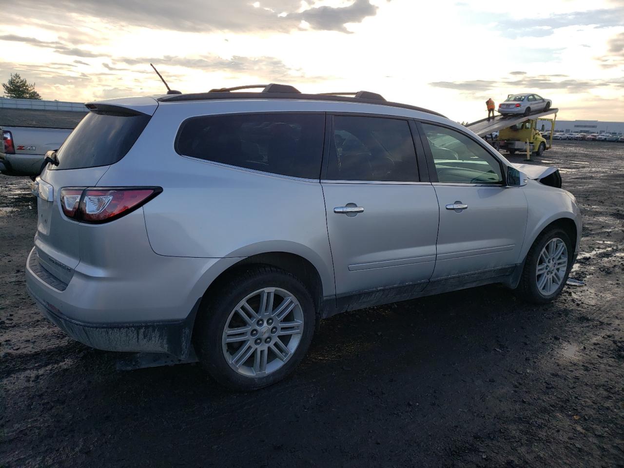 Image 3 of 2015 CHEVROLET TRAVERSE LT 2015 with VIN 1GNKVGKD5FJ388243