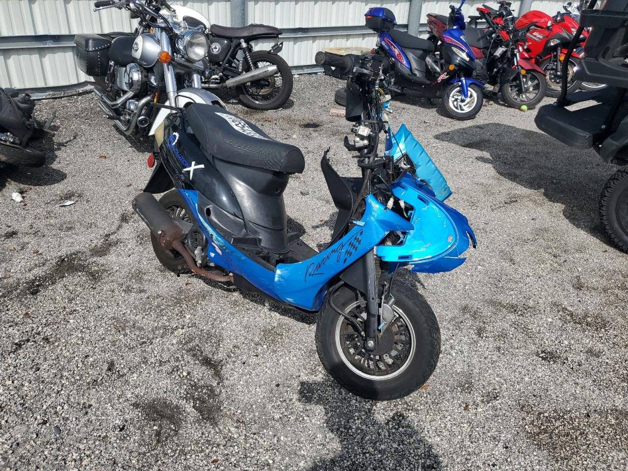 Изображение 1 2019 SANM MOTORCYCLE 2019 с VIN LL0TCAPH2KG400356