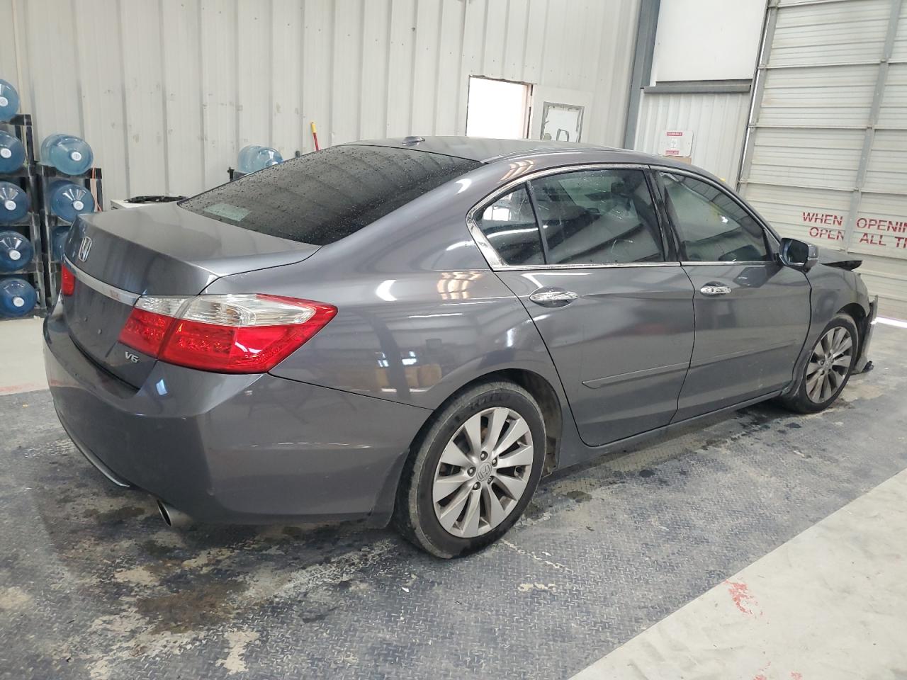 Image 3 of 2013 HONDA ACCORD EXL 2013 with VIN 1HGCR3F85DA018738