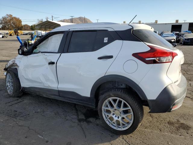 Image 2 of 2019 NISSAN KICKS S 2019 with VIN 3N1CP5CU7KL548235