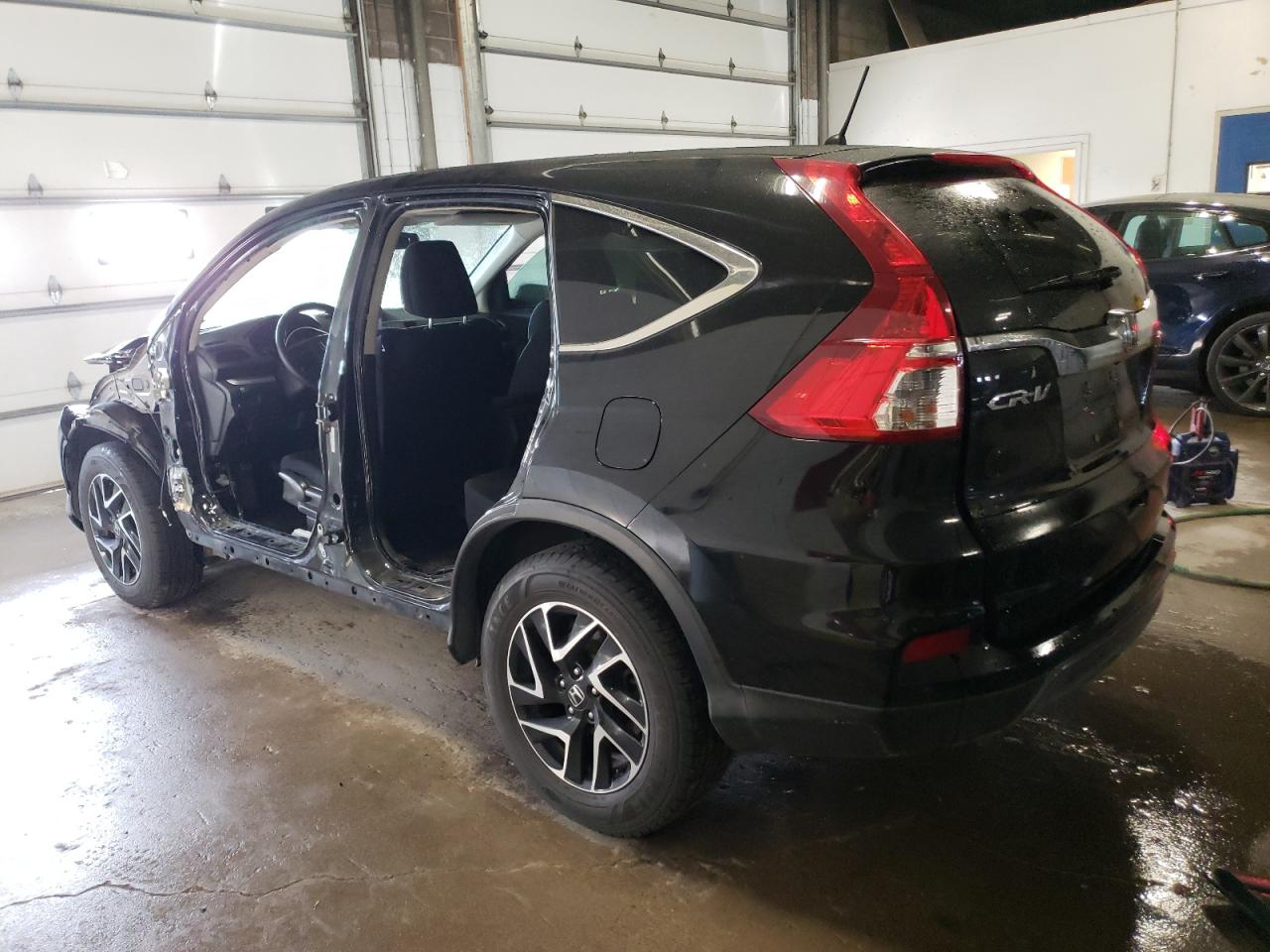 Obraz 2 z 2016 HONDA CR-V SE 2016 z VIN 5J6RM4H46GL082846