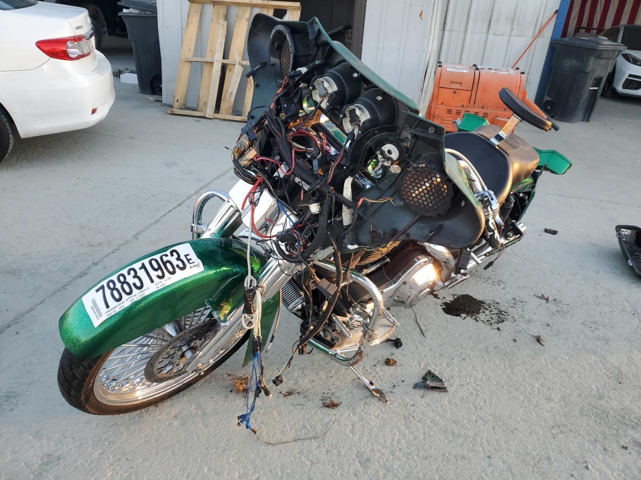 Image 2 of 2006 HARLEY-DAVIDSON FLHTPI  2006 with VIN 1HD1FMW166Y616823
