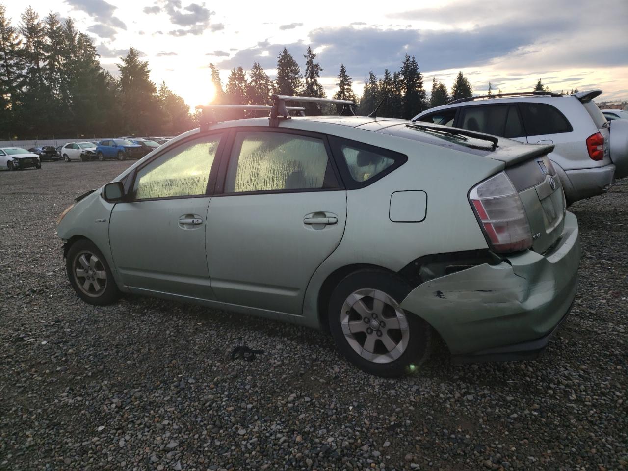 Image 2 of 2007 TOYOTA PRIUS  2007 with VIN JTDKB20U477608669