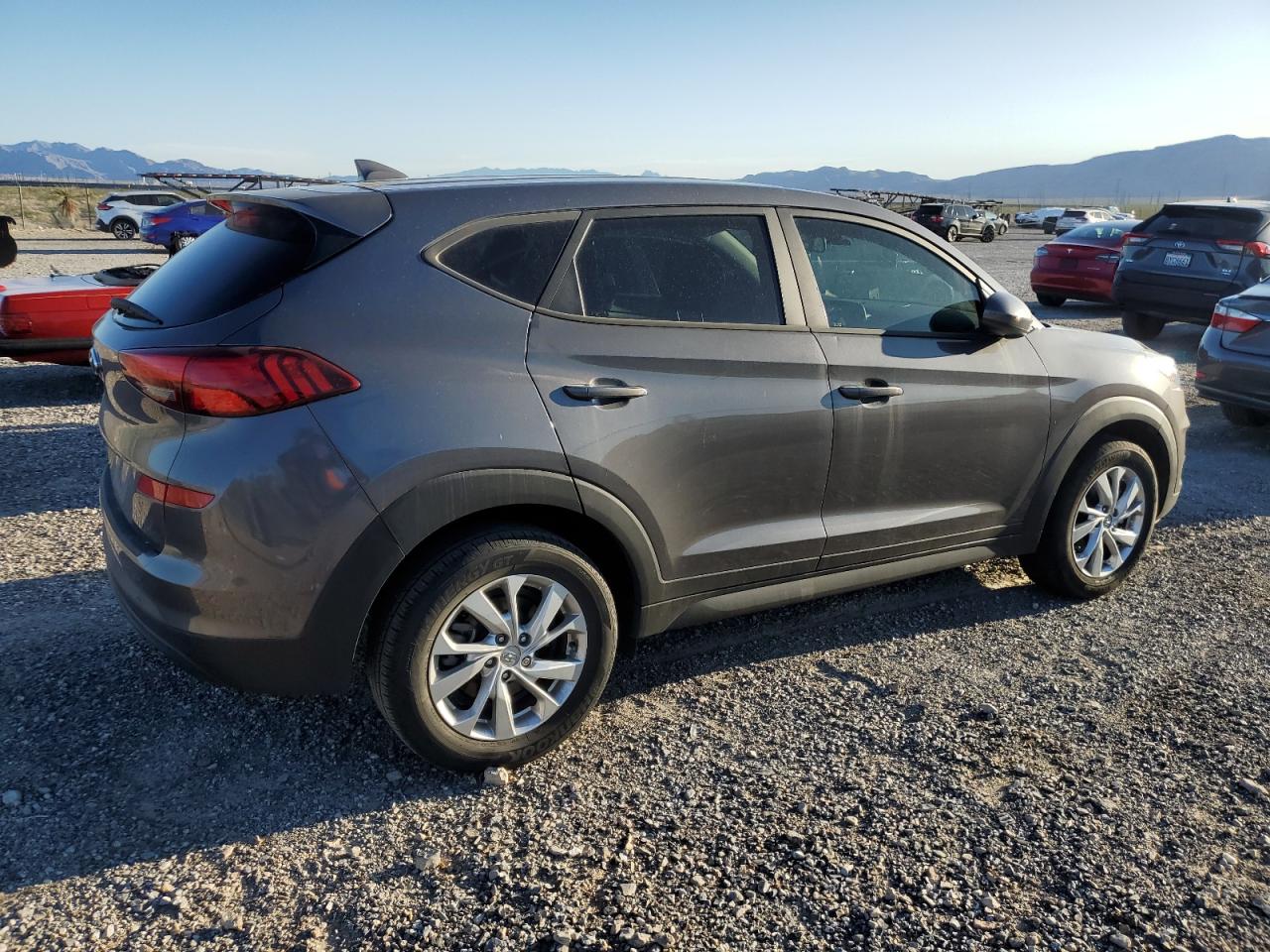 Image 3 of 2020 HYUNDAI TUCSON SE 2020 with VIN KM8J23A48LU081078