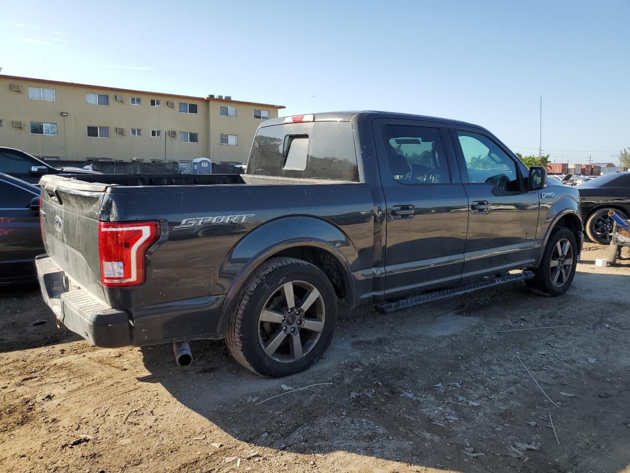 Image 3 of 2016 FORD F150 SUPERCREW 2016 with VIN 1FTEW1CP4GKF08585