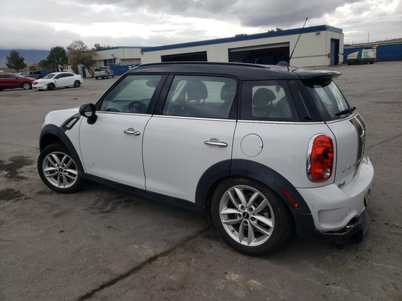 Obraz 2 z 2014 MINI COOPER S COUNTRYMAN 2014 z VIN WMWZC3C57EWP52609