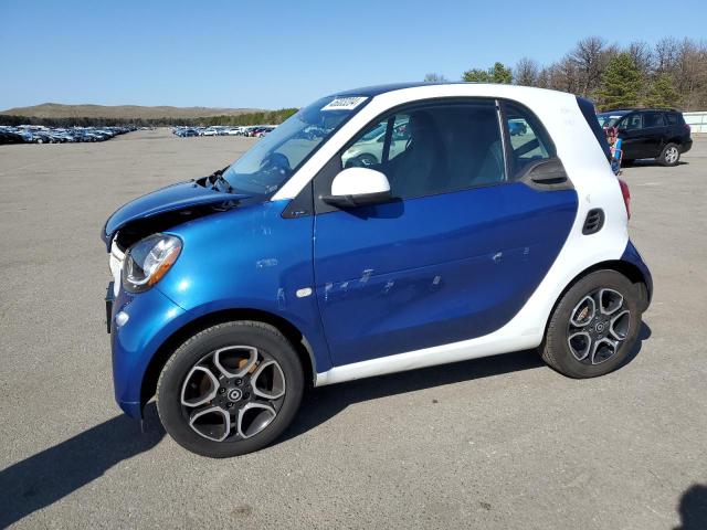 Image 1 of 2016 SMART FORTWO  2016 with VIN WMEFJ5DA0GK062893