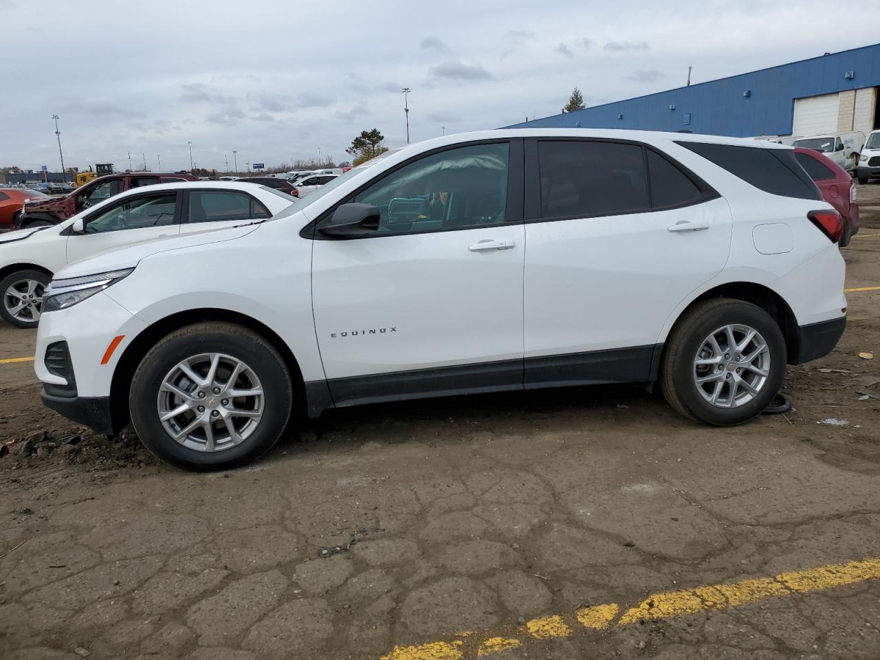 Изображение 2024 CHEVROLET EQUINOX LS 2024