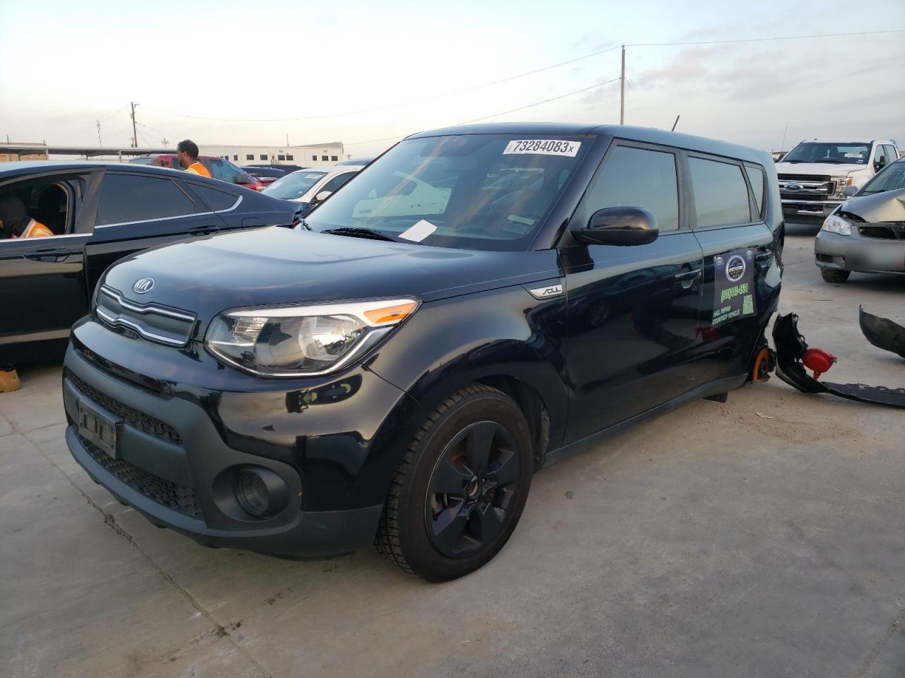 Изображение 1 2017 KIA SOUL  2017 с VIN KNDJN2A22H7477114