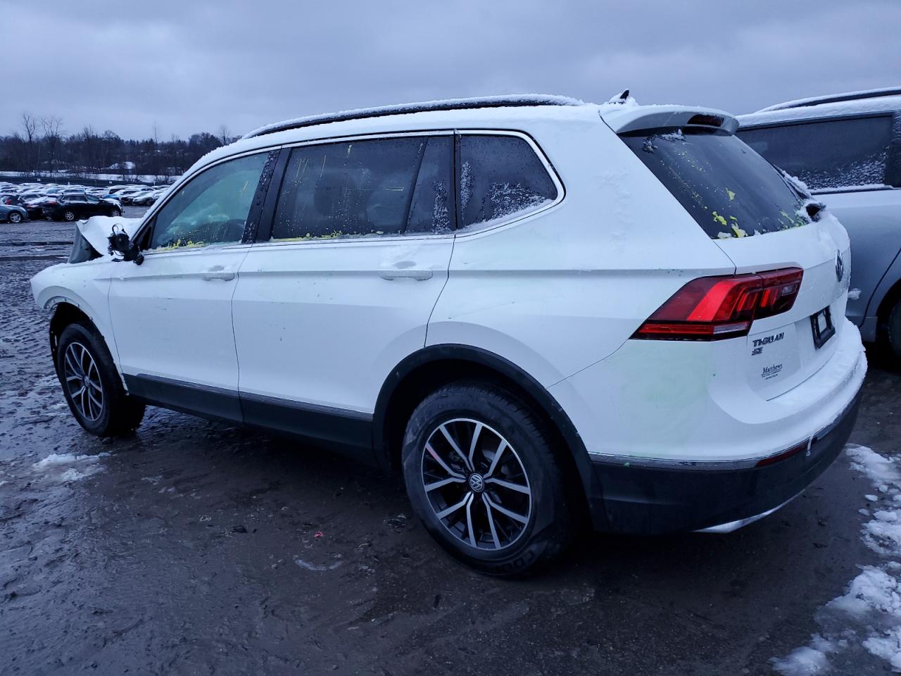 Image 2 of 2021 VOLKSWAGEN TIGUAN SE 2021 with VIN 3VV2B7AX5MM052655