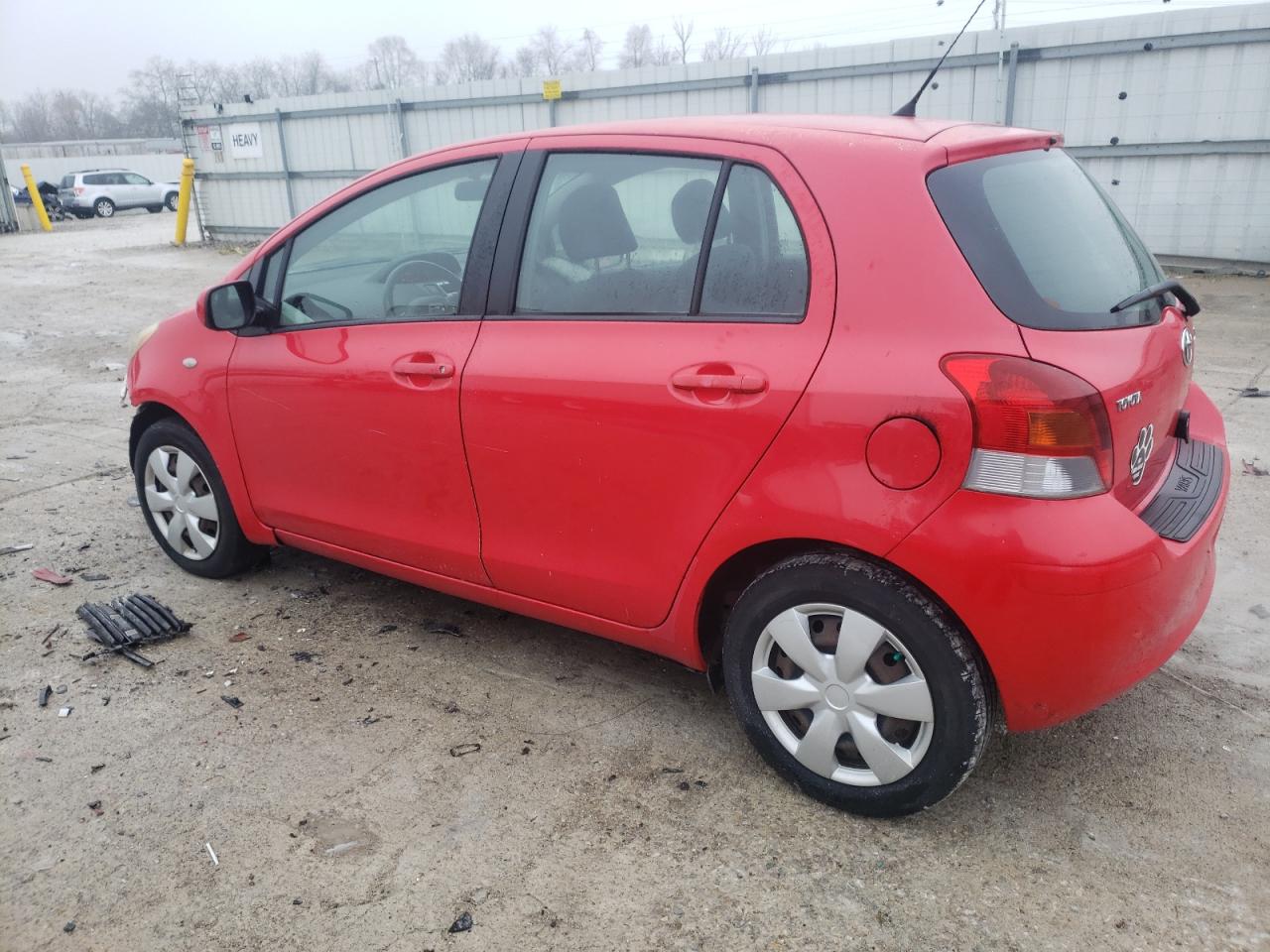 Изображение 2 2010 TOYOTA YARIS  2010 с VIN JTDKT4K31A5293636