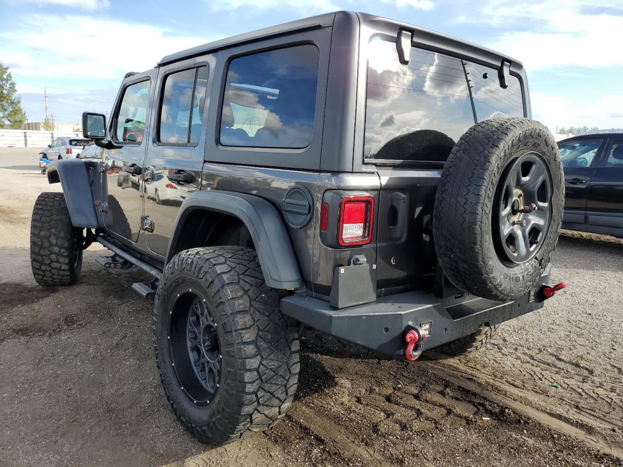 Image 2 of 2018 JEEP WRANGLER UNLIMITED RUBICON 2018 with VIN 1C4HJXFG2JW112942
