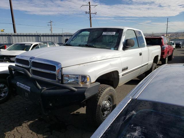 Image 1 of 1998 DODGE RAM 2500  1998 with VIN 1B7KF23DXWJ143607