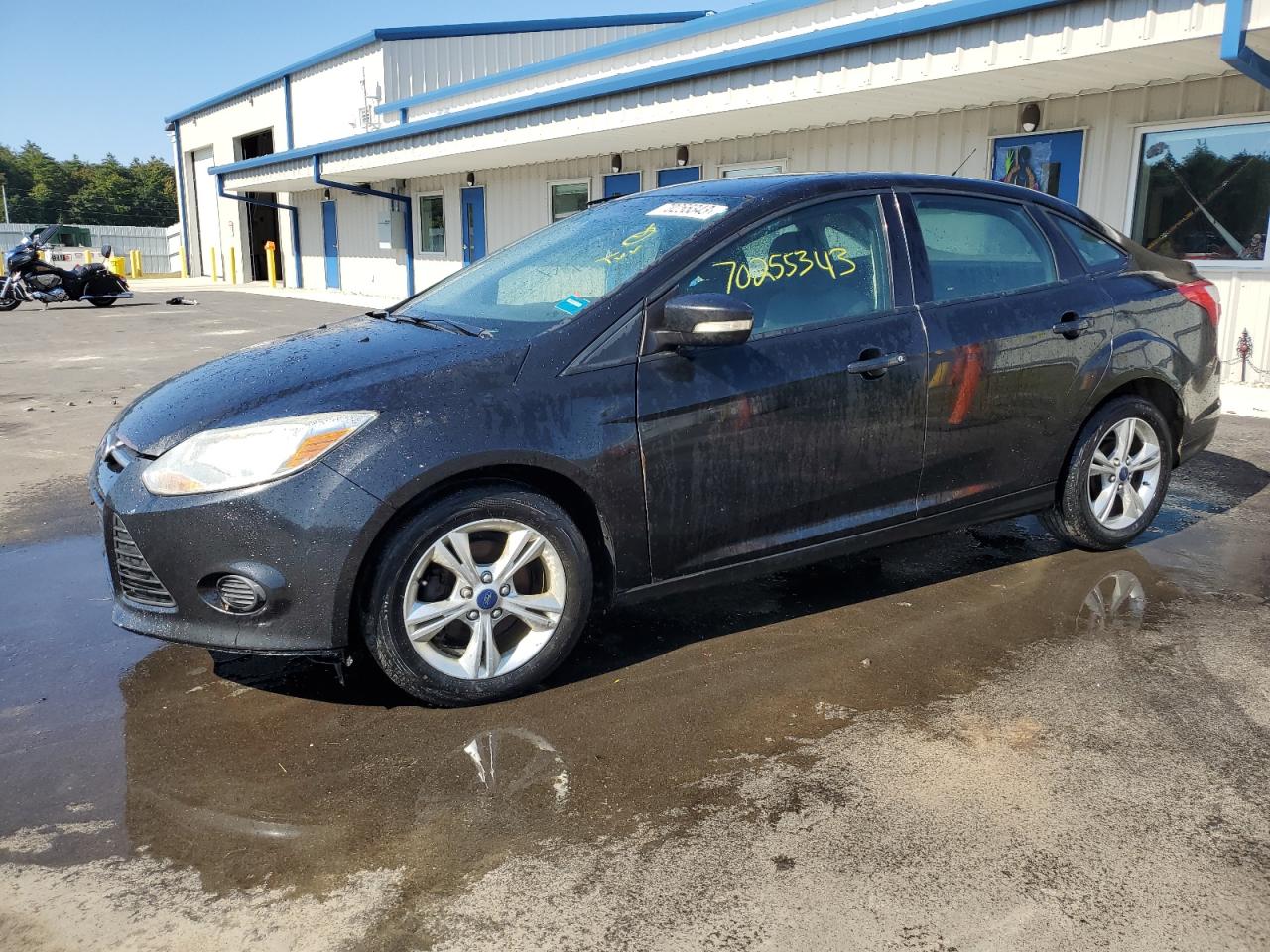 Image 1 of 2013 FORD FOCUS SE 2013 with VIN 1FADP3F23DL317062