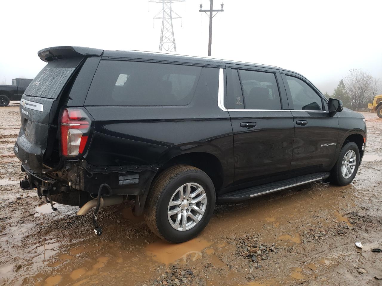 Image 3 of 2022 CHEVROLET SUBURBAN K1500 LT 2022 with VIN 1GNSKCKD6NR253273