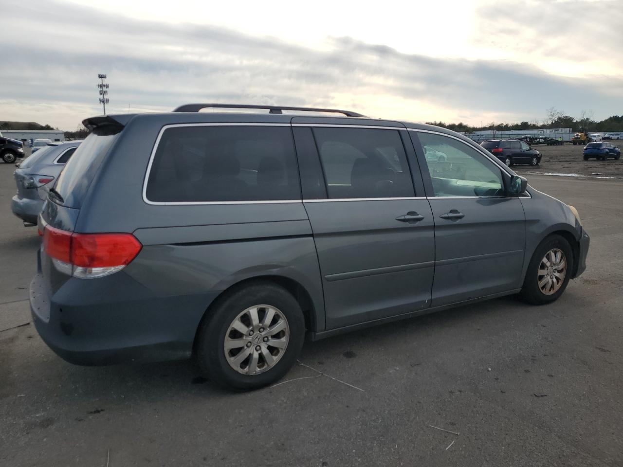Изображение 3 2008 HONDA ODYSSEY EX 2008 с VIN 5FNRL38428B086948