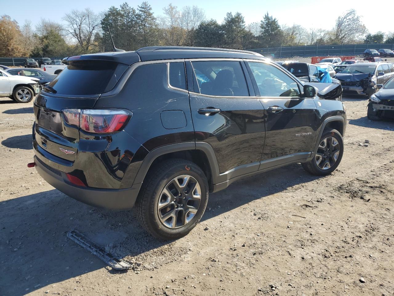 Obraz 3 z 2018 JEEP COMPASS TRAILHAWK 2018 z VIN 3C4NJDDB6JT442081