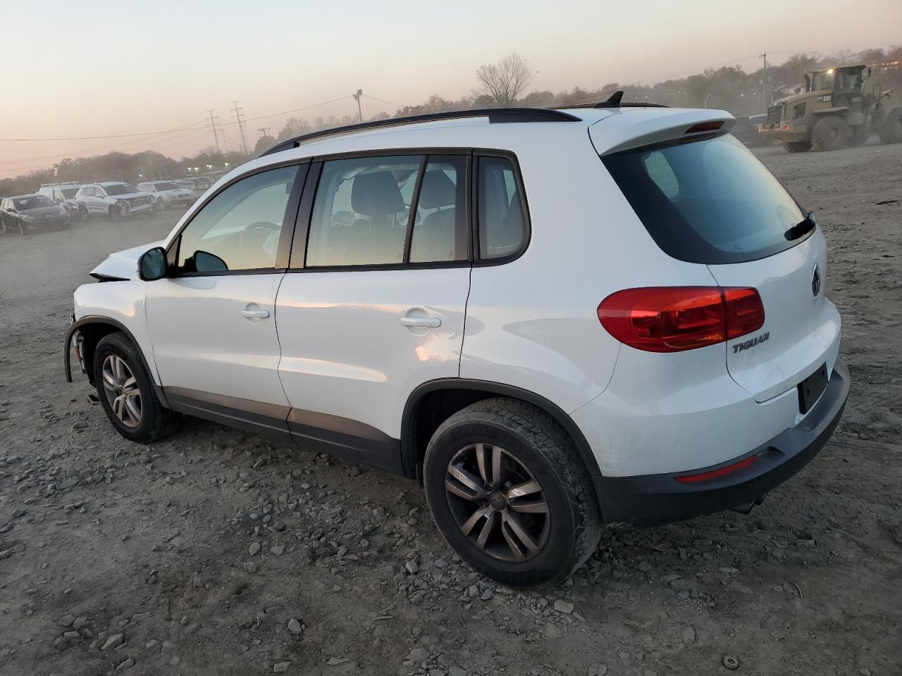 Image 2 of 2017 VOLKSWAGEN TIGUAN S 2017 with VIN WVGBV7AX6HK013345