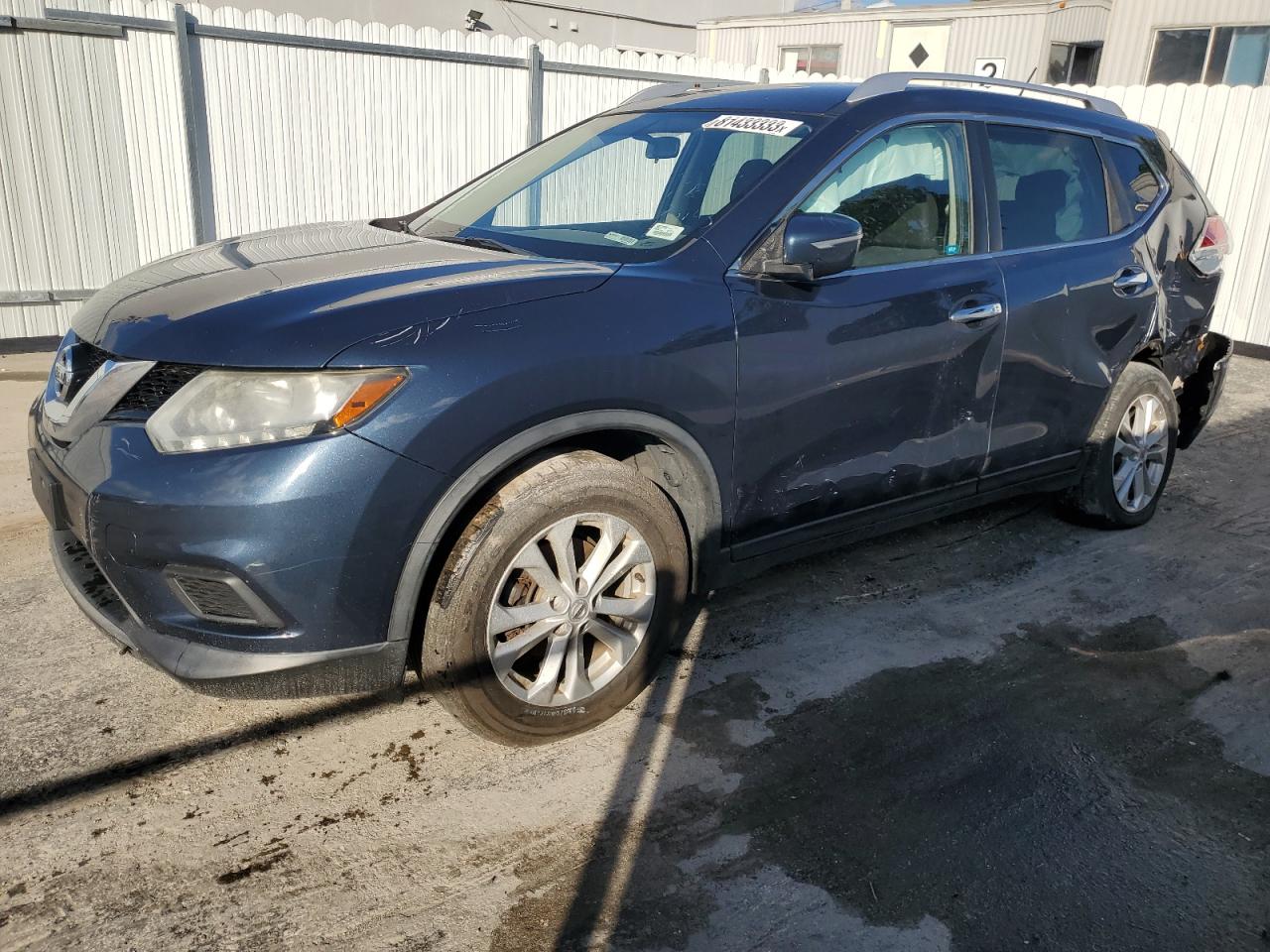 Image 1 of 2015 NISSAN ROGUE S 2015 with VIN KNMAT2MV7FP533895