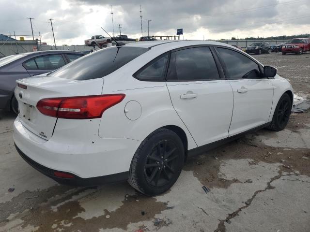 Image 3 of 2015 FORD FOCUS SE 2015 with VIN 1FADP3F23FL217952