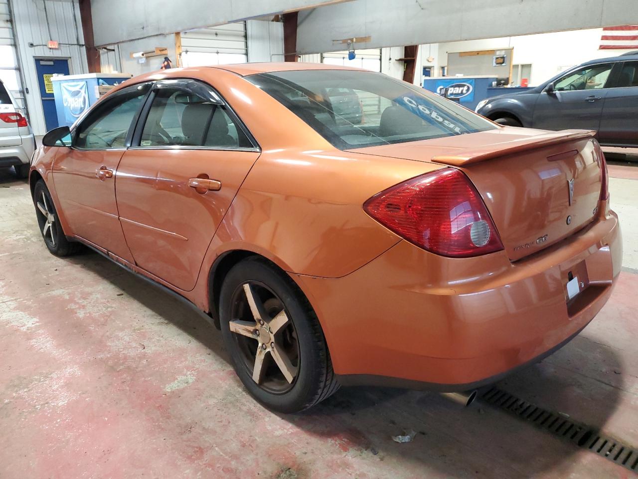 Image 2 of 2005 PONTIAC G6 GT 2005 with VIN 1G2ZH548054175849