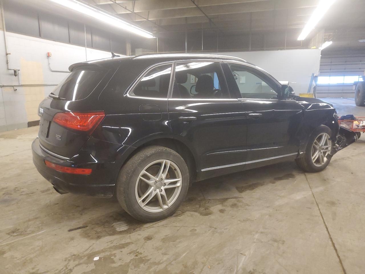 Obraz 3 z 2017 AUDI Q5 PREMIUM PLUS 2017 z VIN WA1L2AFP6HA044716