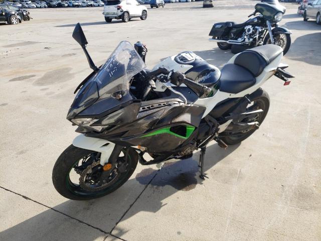 Image 2 of 2022 KAWASAKI EX650 N 2022 with VIN ML5EXEN10NDA74015