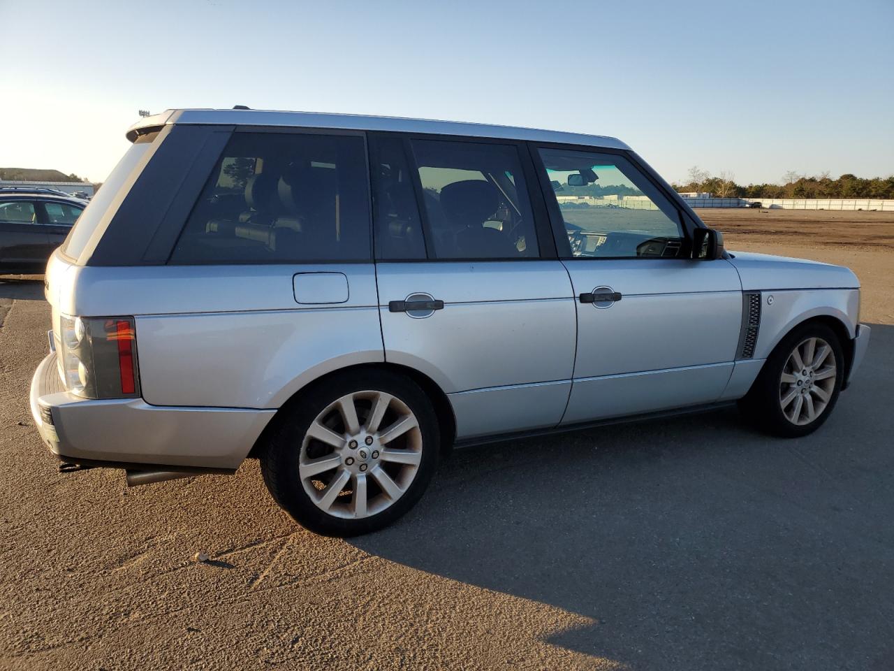 Image 3 of 2006 LAND ROVER RANGE ROVER SUPERCHARGED 2006 with VIN SALMF13426A218571